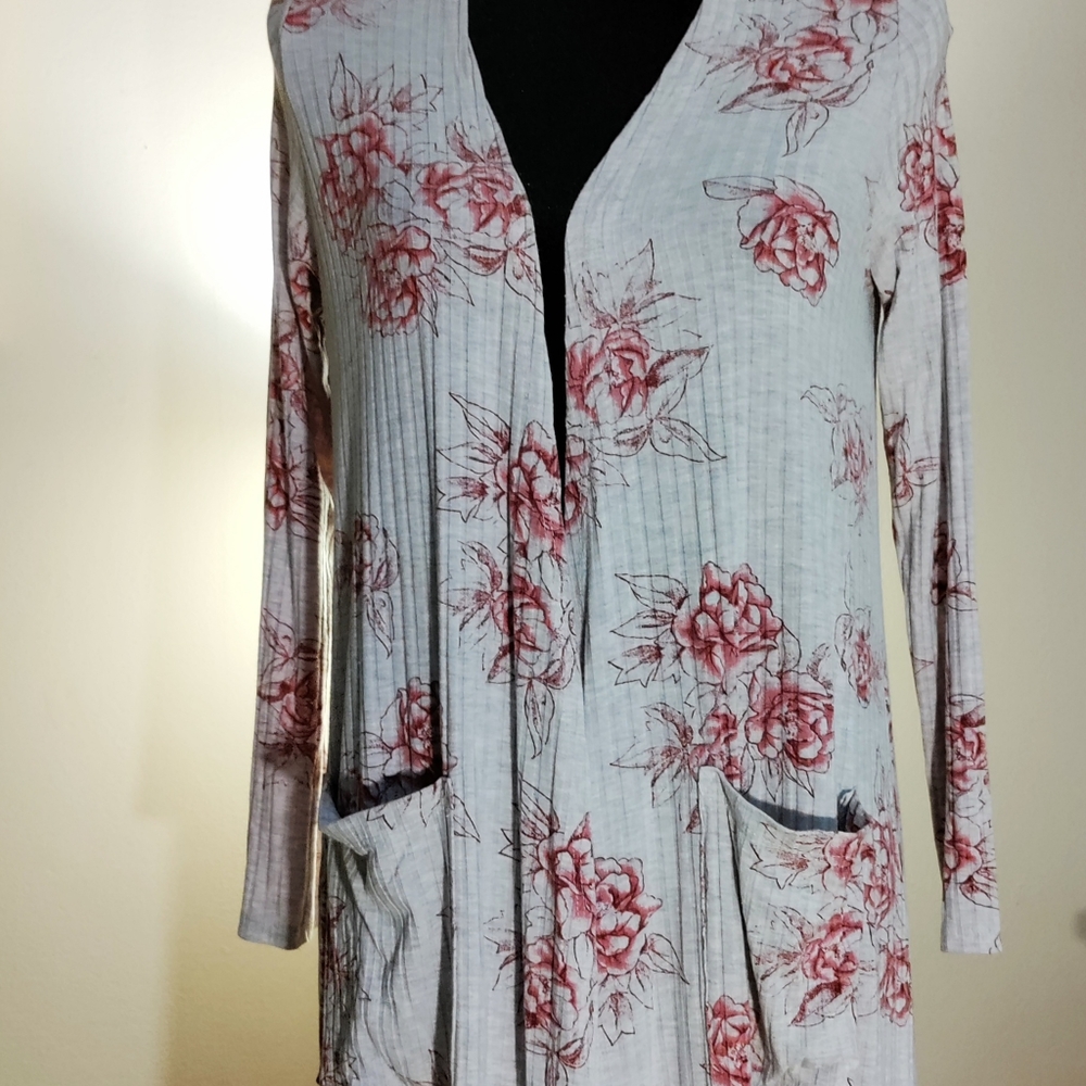 LuLaRoe Dusty Pink Rose Cardigan size small